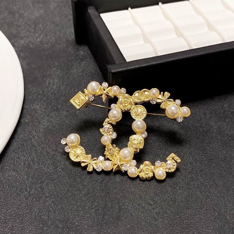 Chanel Brooch 05yxh16